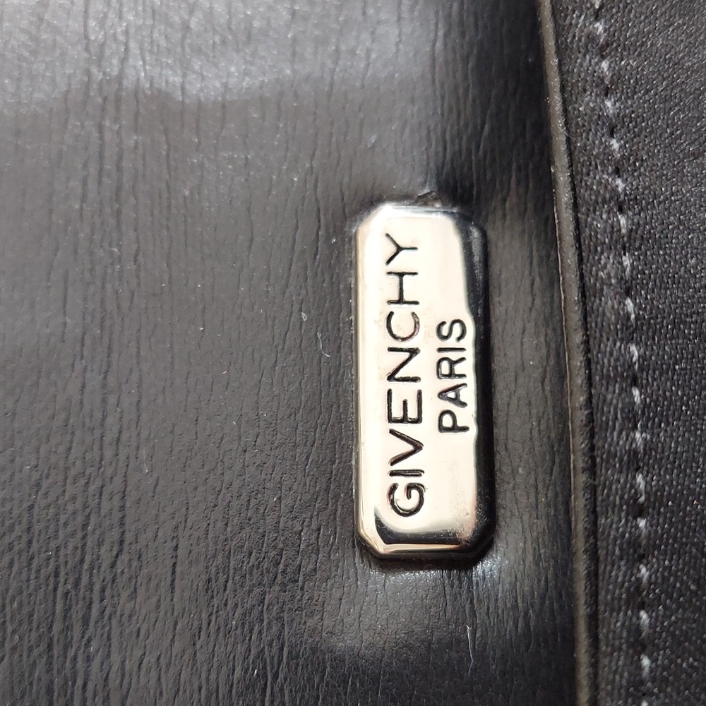 Givenchy Paris Bag, Black Evening Clutch, Silver Bow Accent, Snap Close, Vintage - Picture 8 of 11